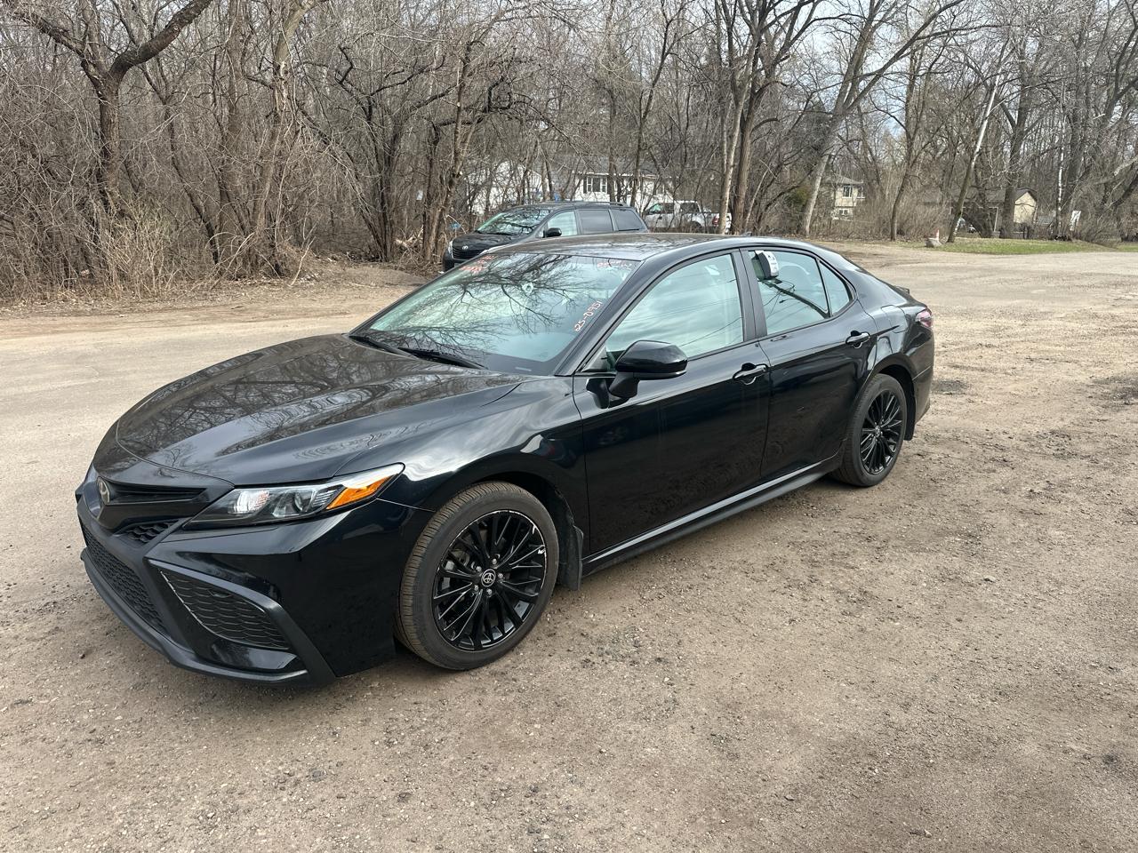Toyota Camry SE Nightshade Auto (Natl) 2021