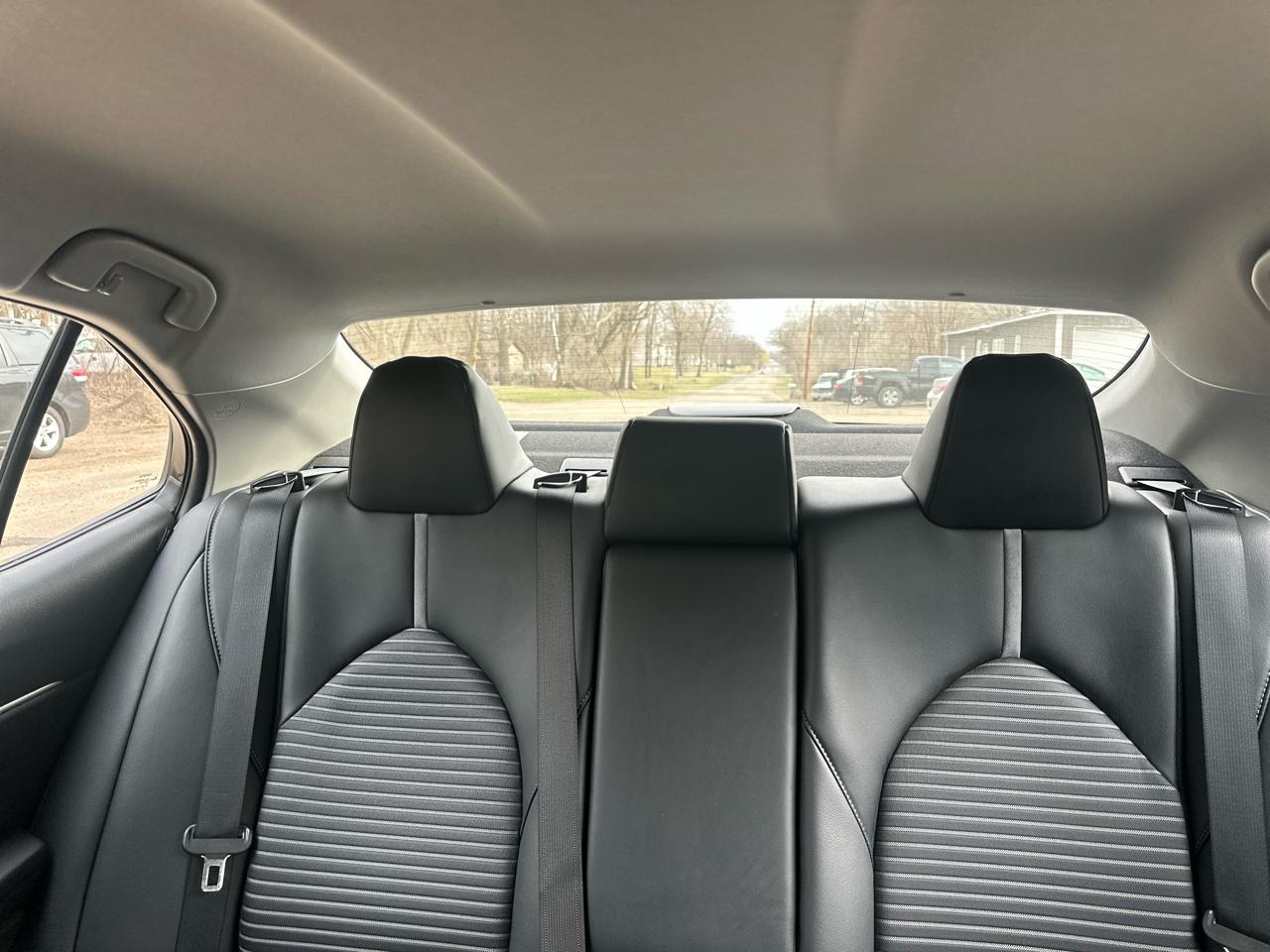 Toyota Camry SE Nightshade Auto (Natl) 2021