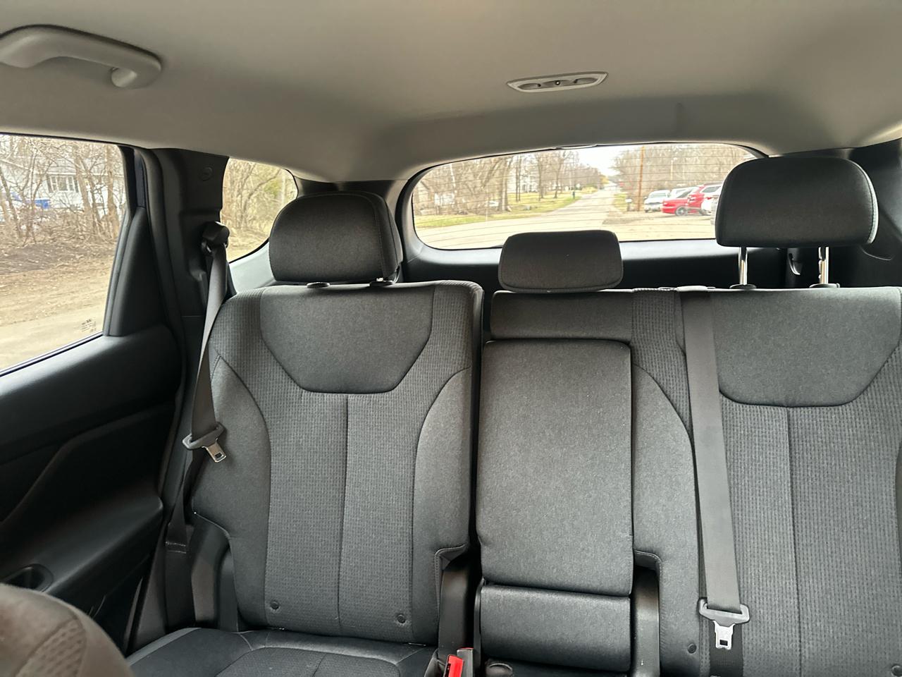 Hyundai Santa Fe SEL FWD 2023