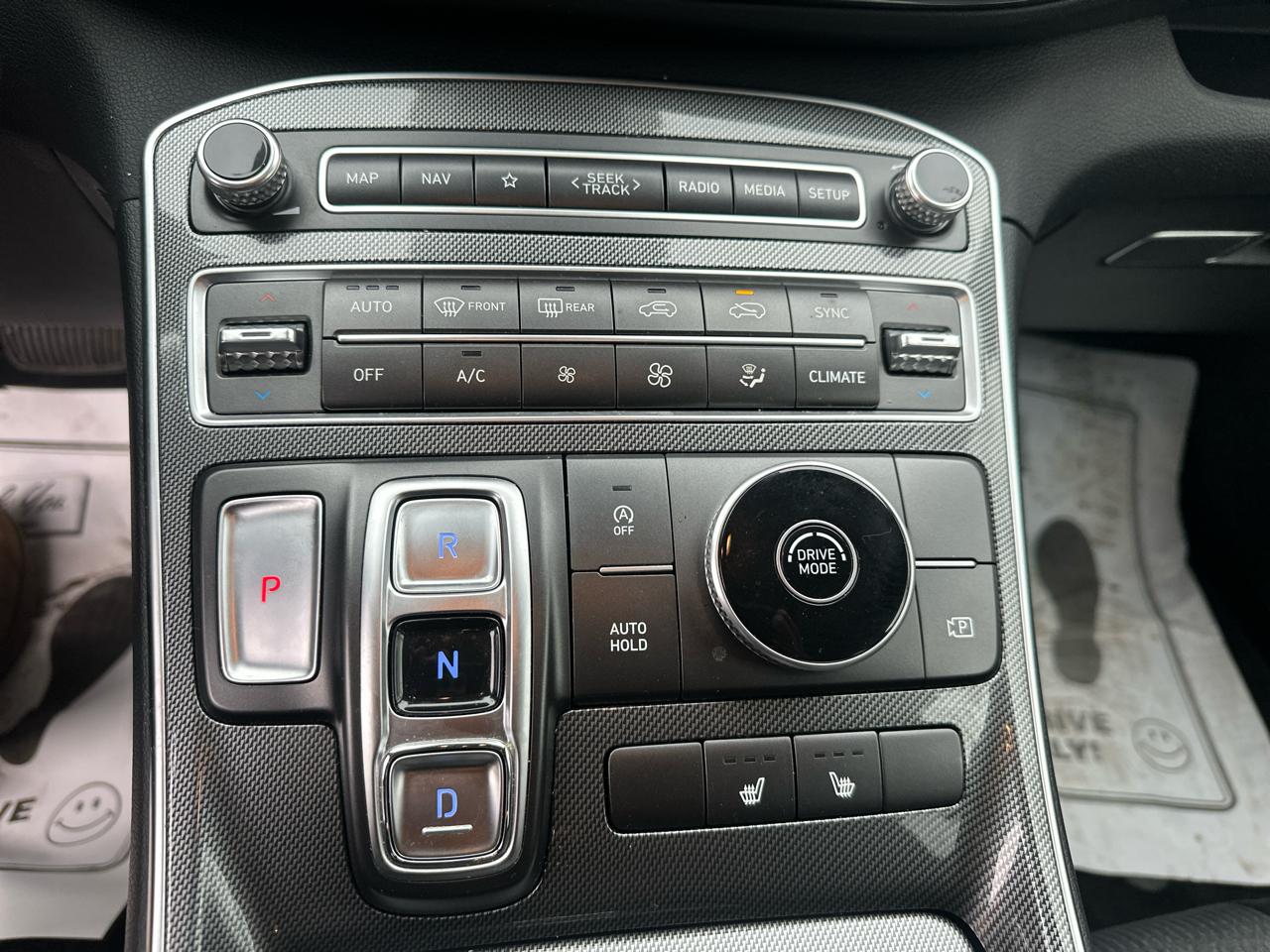 Hyundai Santa Fe SEL FWD 2023