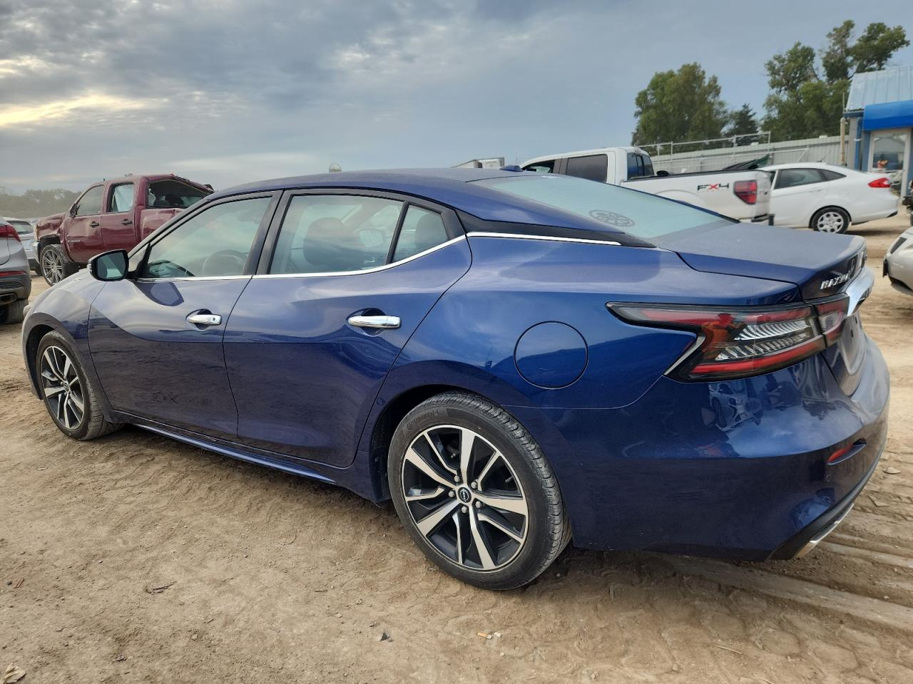 Nissan Maxima SV CVT 2023