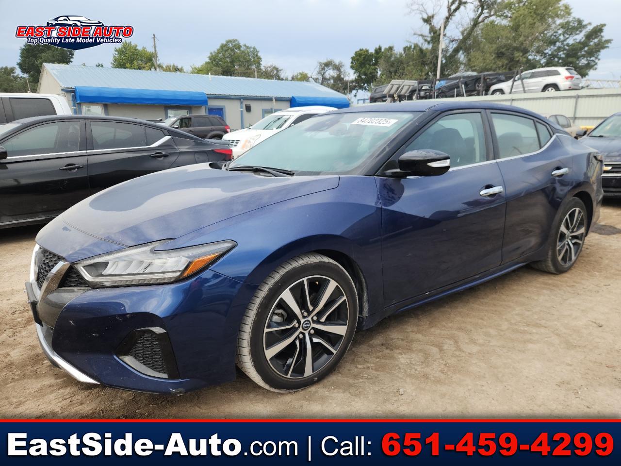 2023 Nissan Maxima SV CVT