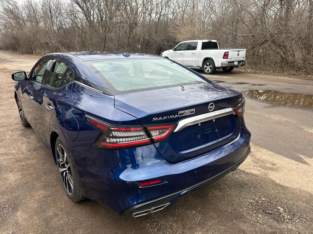 Nissan Maxima SV CVT 2023