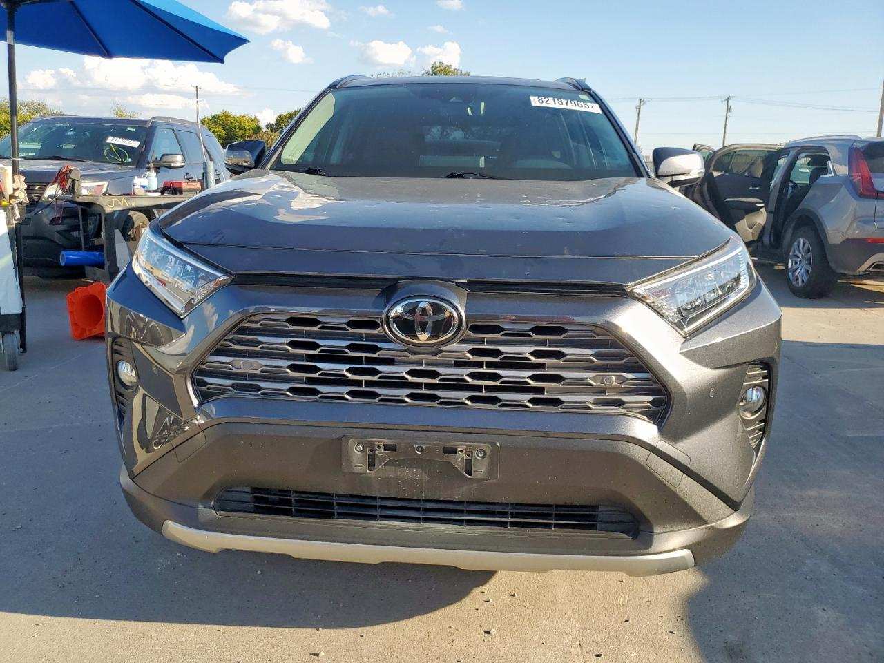 Toyota RAV4 Limited FWD (Natl) 2019