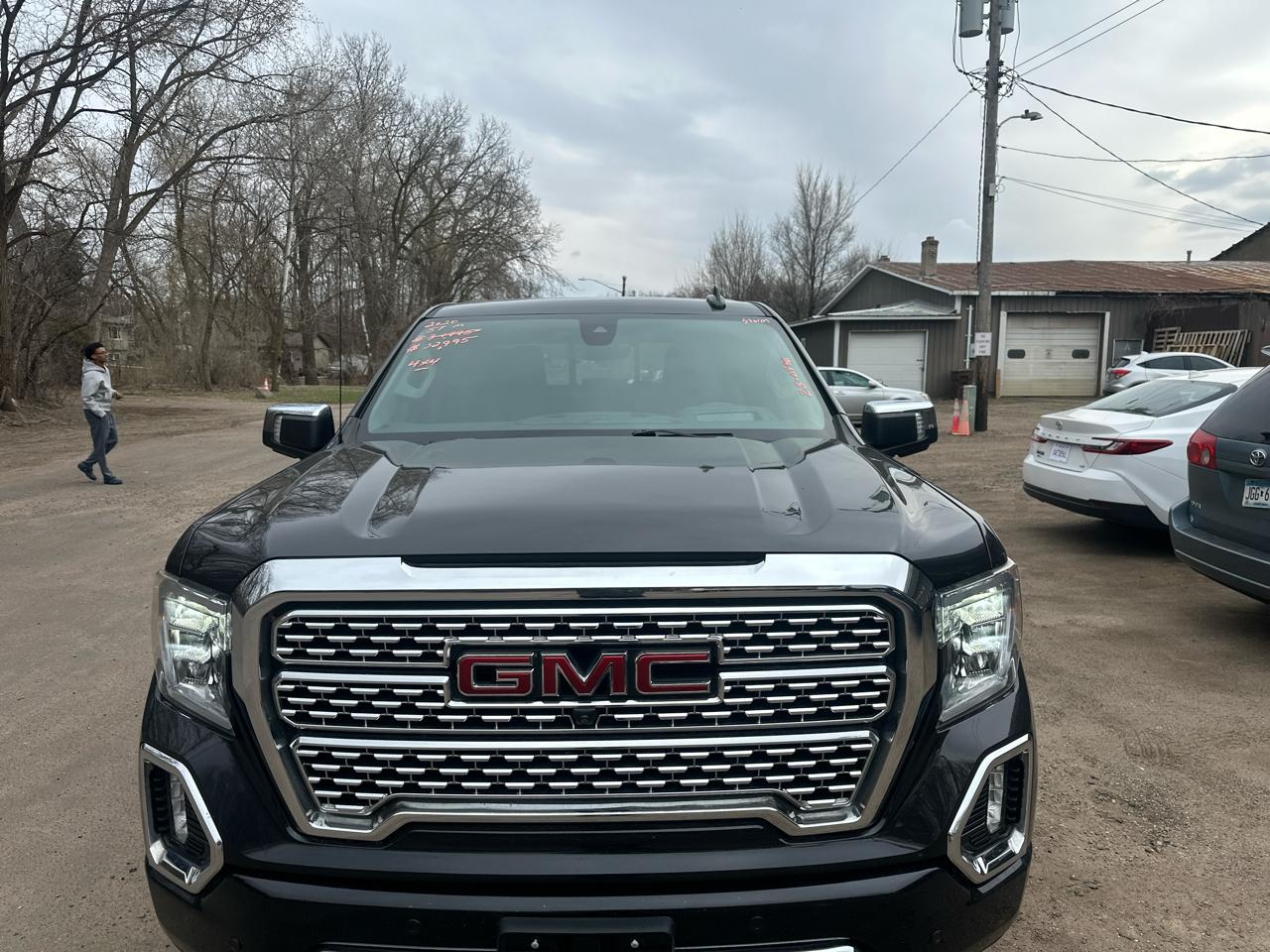 GMC Sierra 1500 4WD Crew Cab 147" Denali 2020