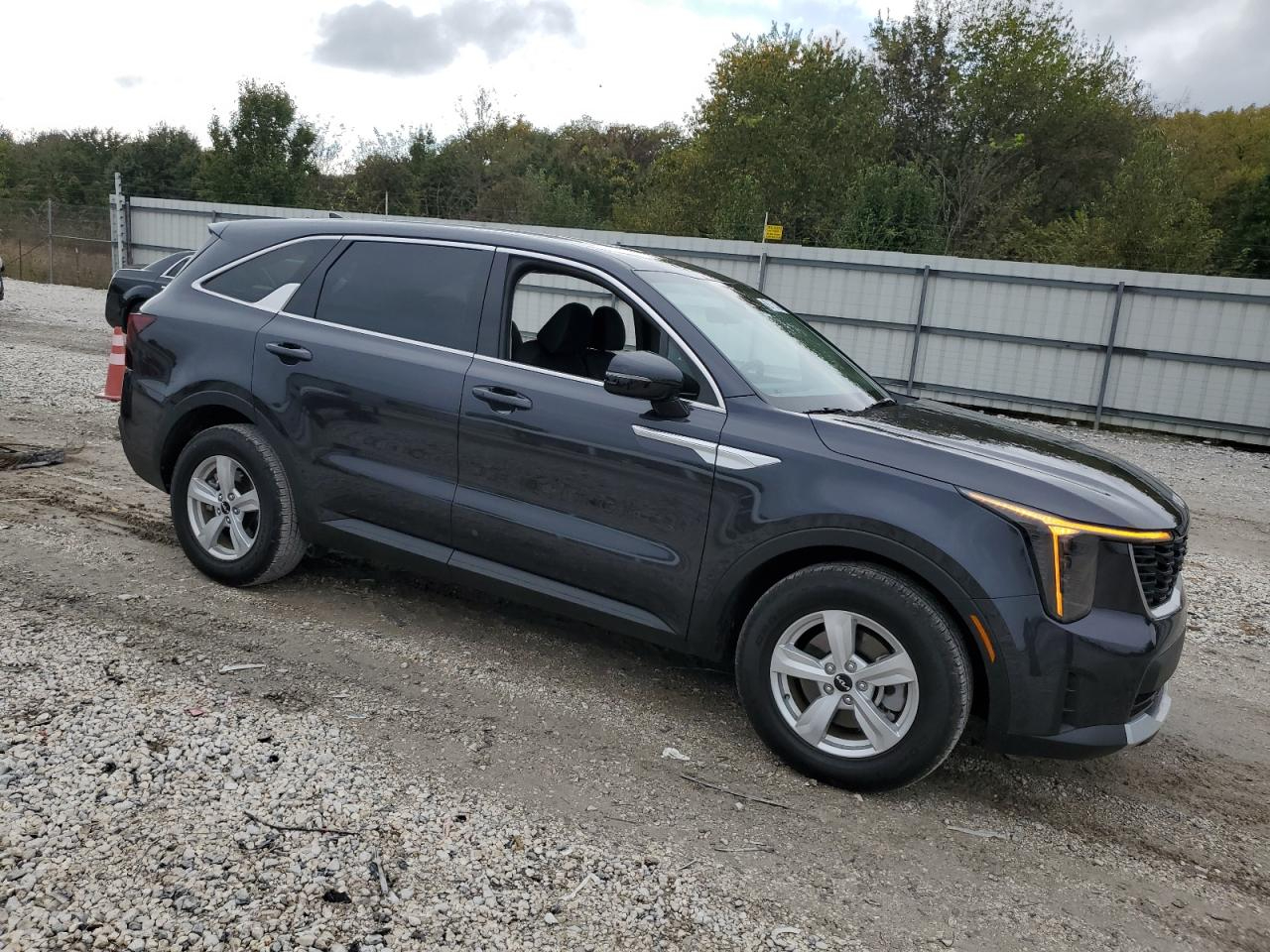 Kia Sorento LX FWD 2025