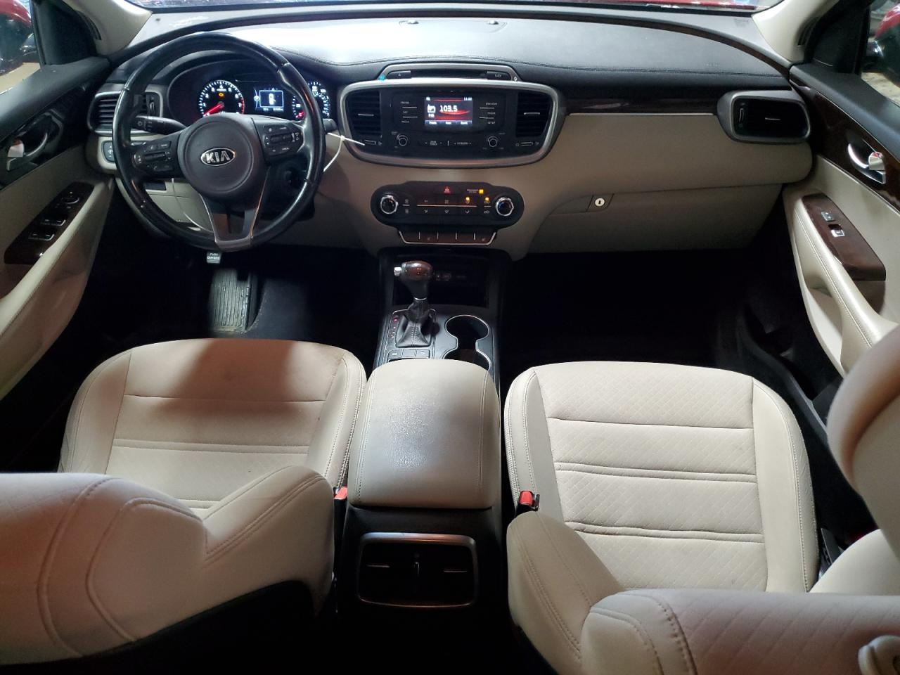 Kia Sorento FWD 4dr 2.4L LX 2016