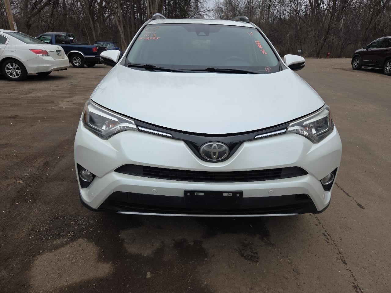 Toyota RAV4 Limited FWD (Natl) 2017