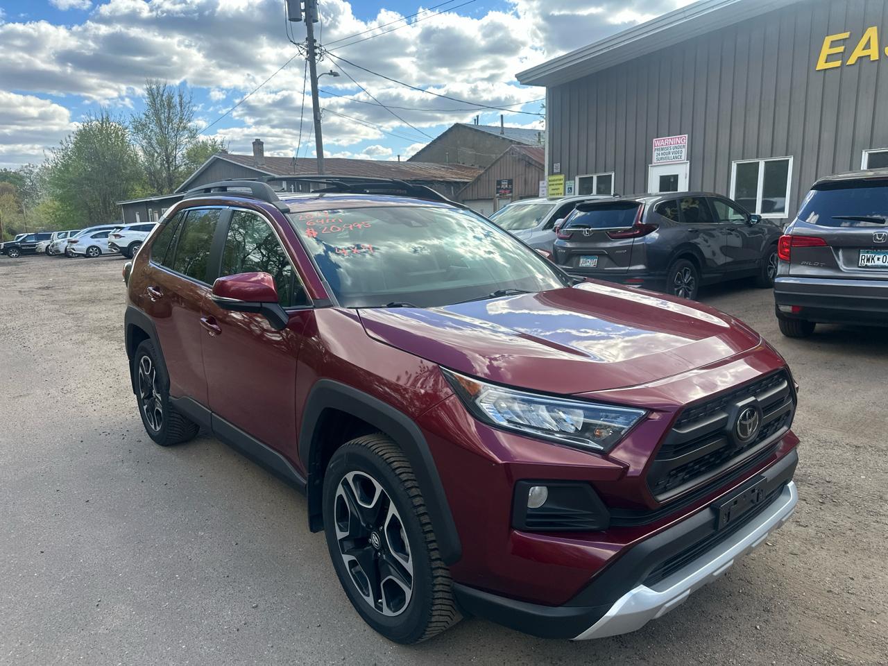 Toyota RAV4 Adventure AWD (Natl) 2019