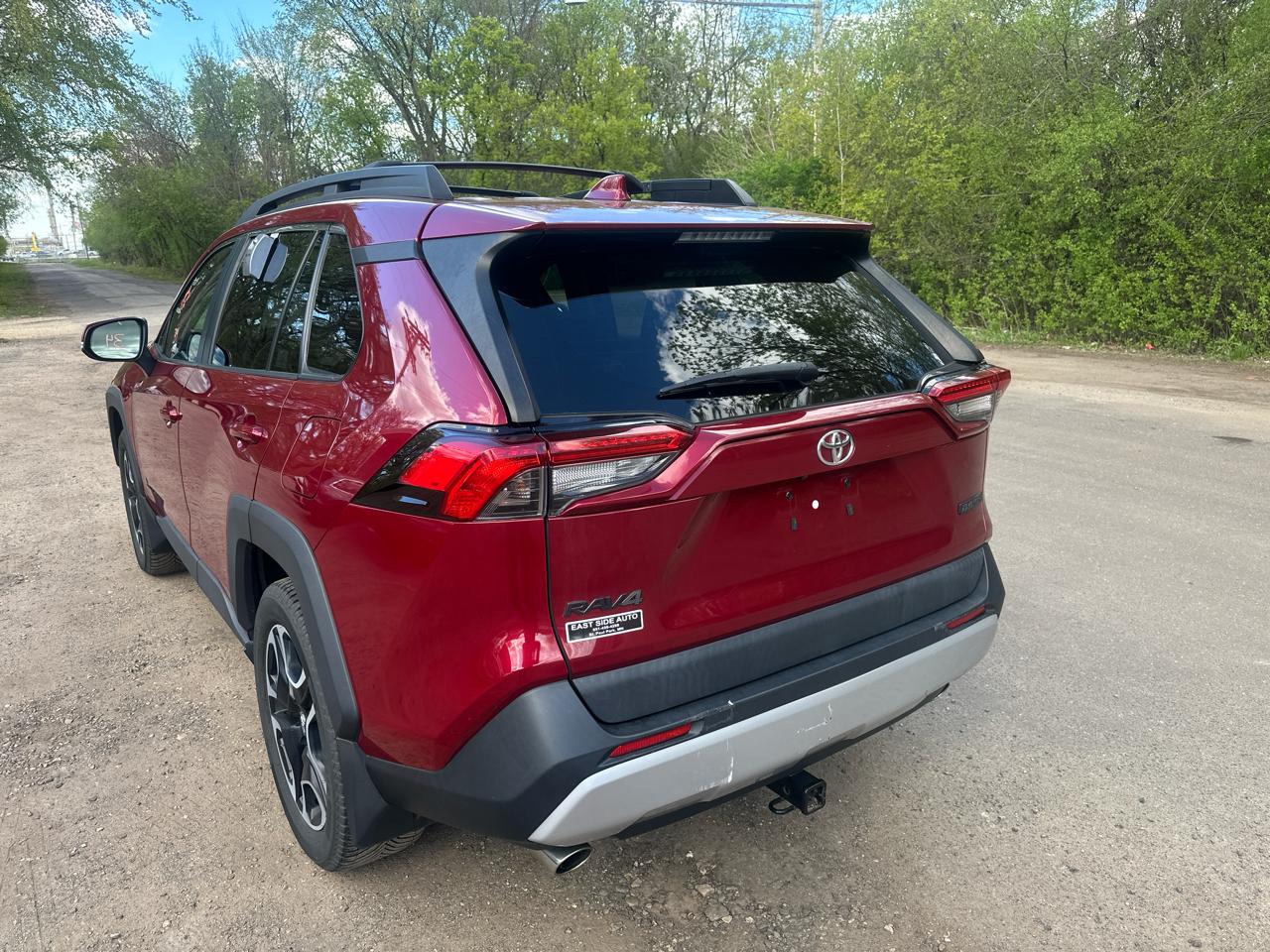 Toyota RAV4 Adventure AWD (Natl) 2019