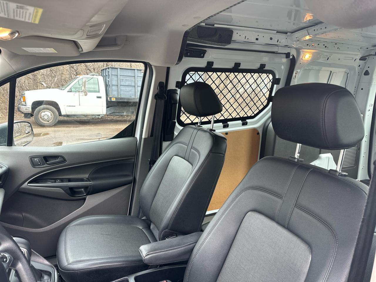 Ford Transit Connect Van XL LWB w/Rear Symmetrical Doors 2020