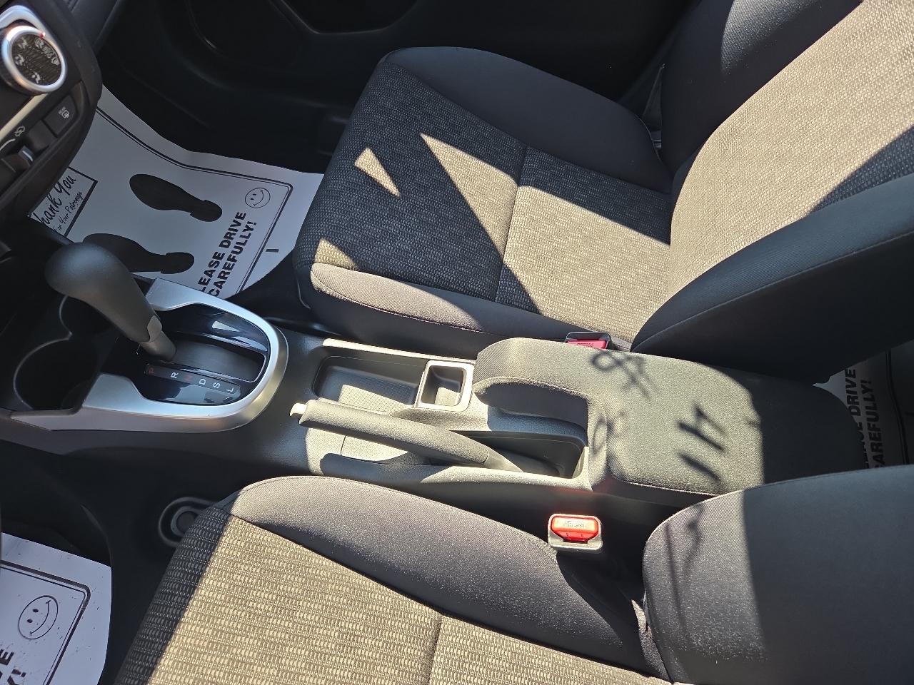 Honda Fit 5dr HB CVT LX 2016