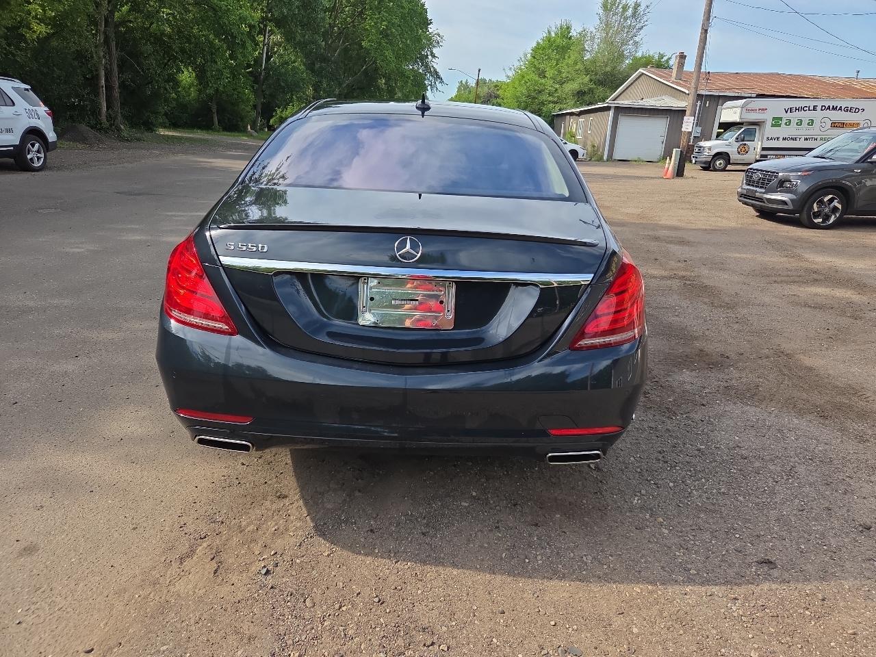 Mercedes-Benz S-Class 4dr Sdn S 550 RWD 2015