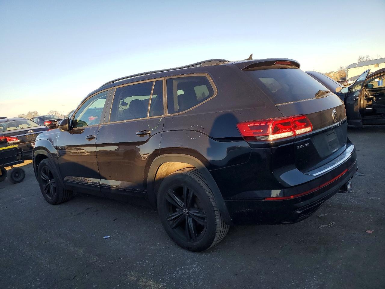 Volkswagen Atlas 3.6L V6 SEL R-Line Black 4MOTION 2023