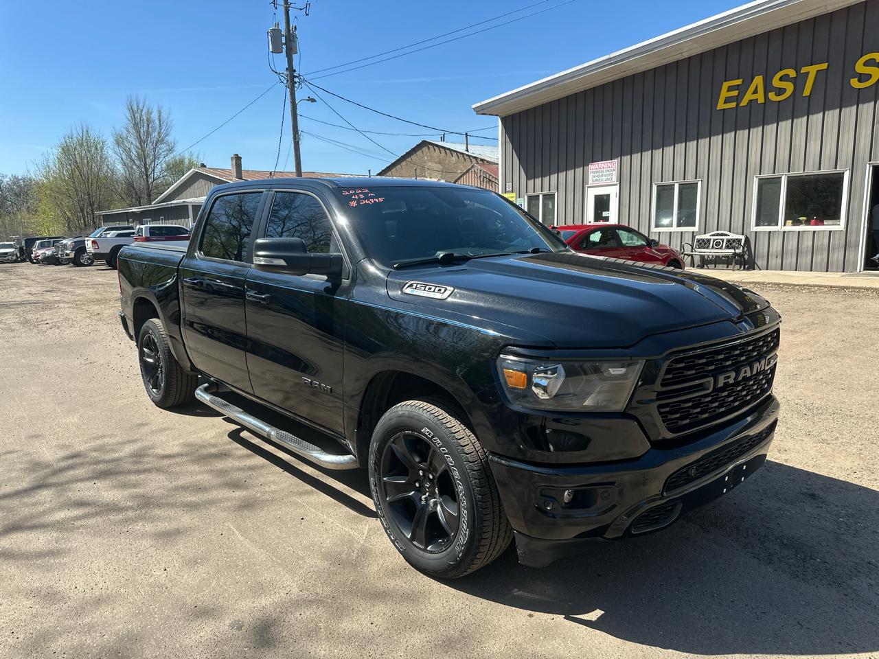 RAM 1500 Big Horn 4x4 Crew Cab 5'7" Box 2022