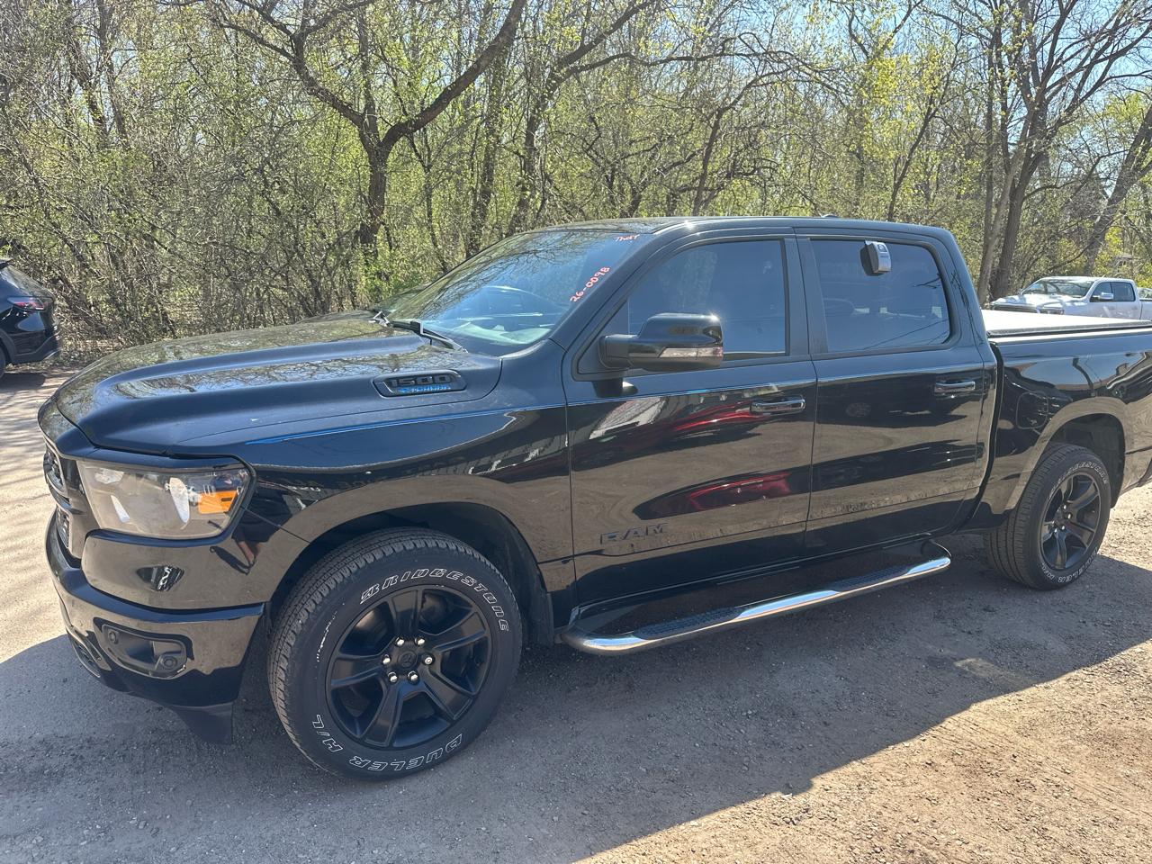 RAM 1500 Big Horn 4x4 Crew Cab 5'7" Box 2022