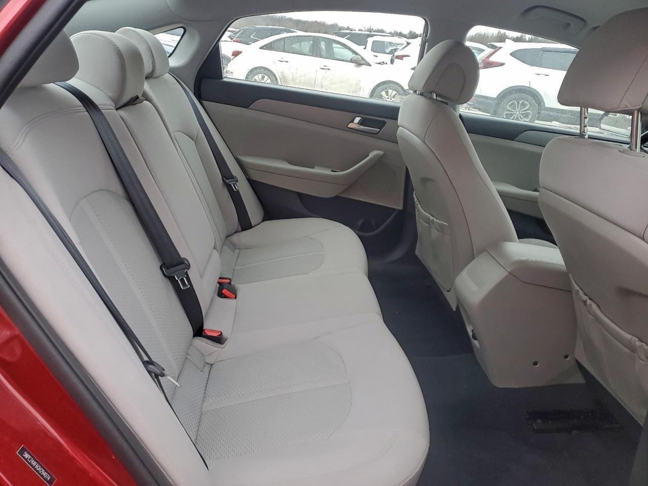 Hyundai Sonata 4dr Sdn 2.4L SE 2016