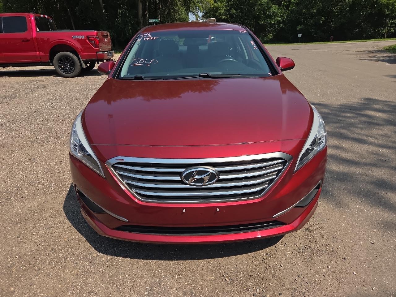 Hyundai Sonata 4dr Sdn 2.4L SE 2016
