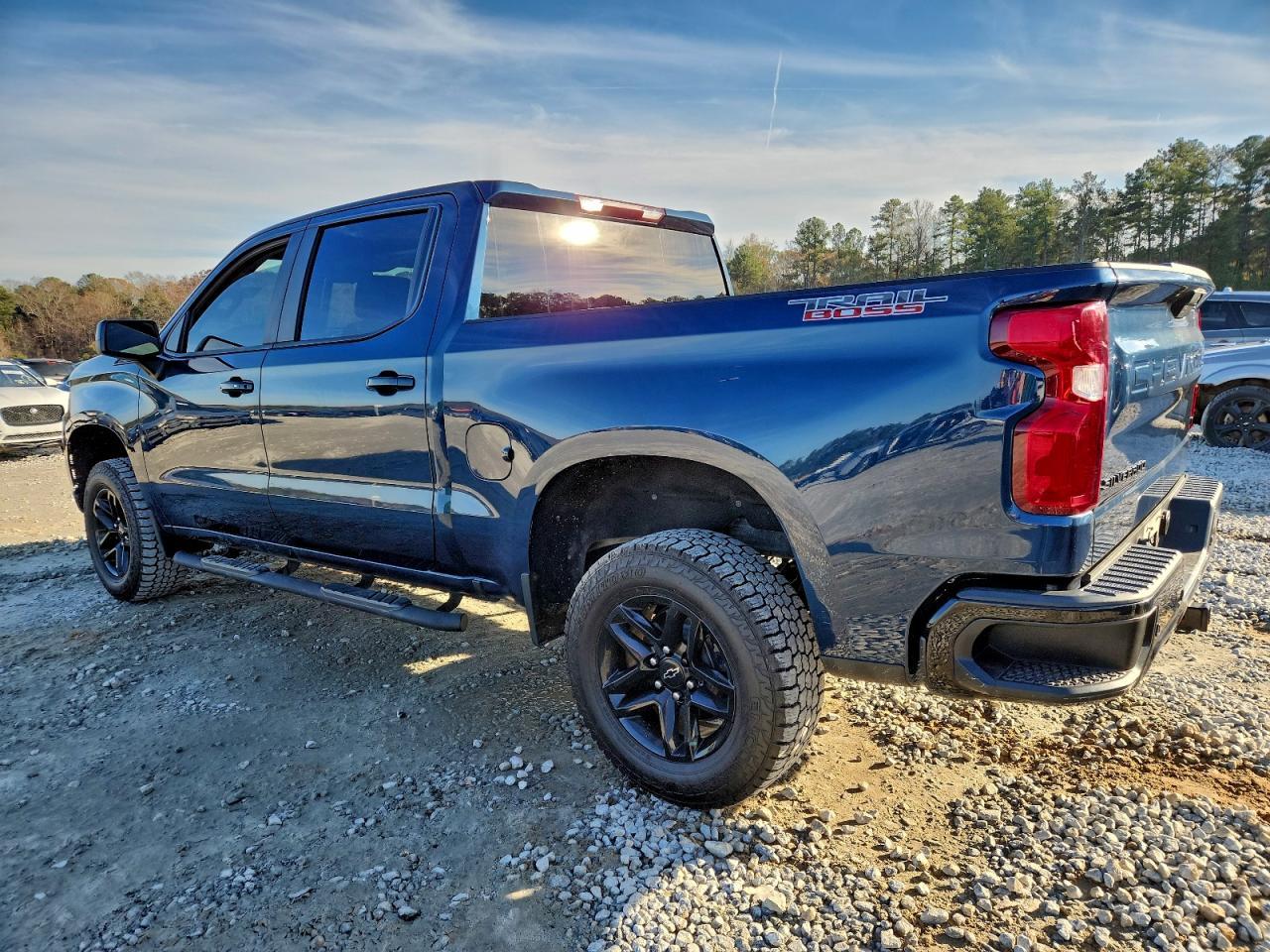 Chevrolet Silverado 1500 4WD Crew Cab 147" LT Trail Boss 2020