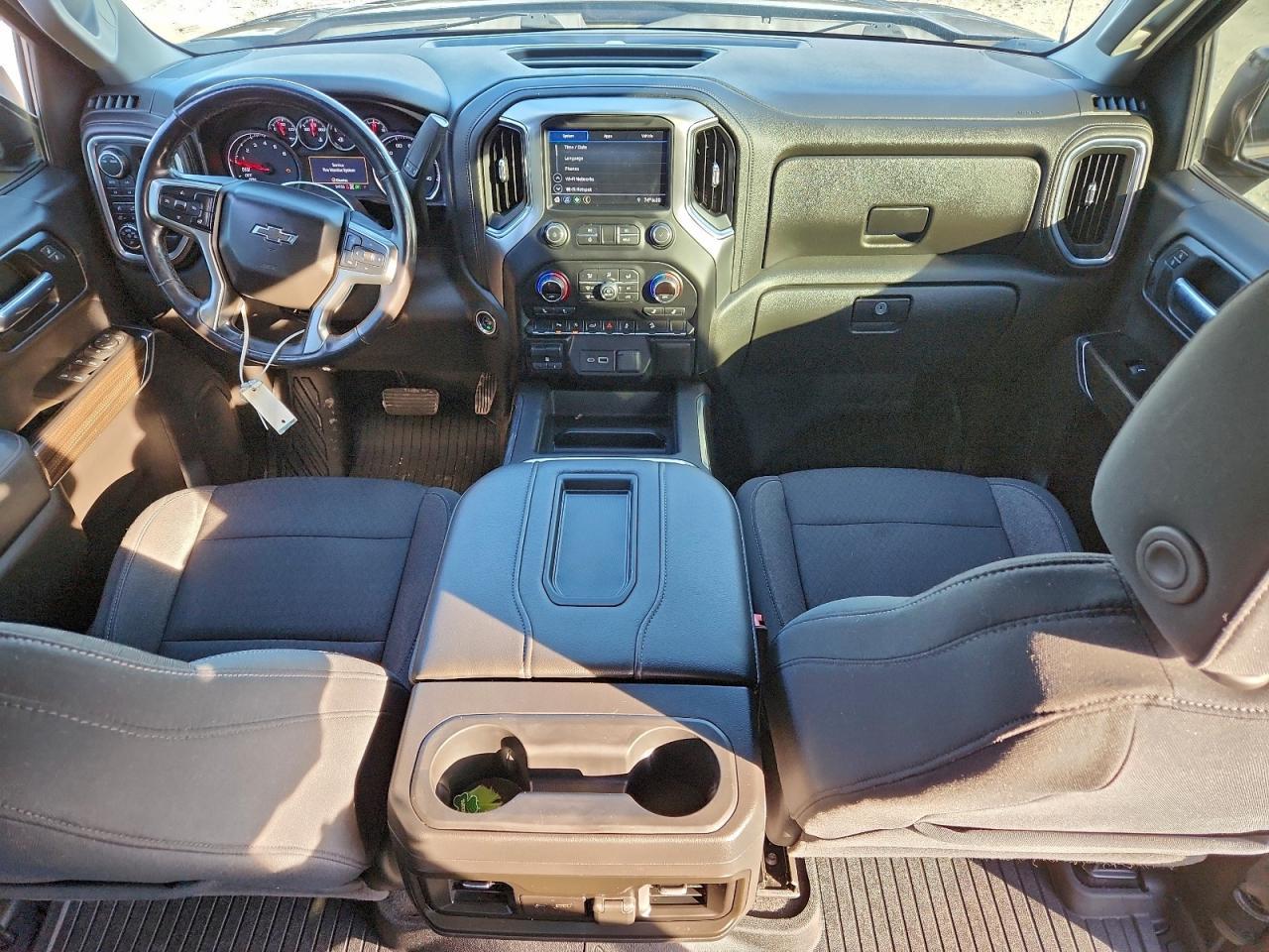Chevrolet Silverado 1500 4WD Crew Cab 147" LT Trail Boss 2020