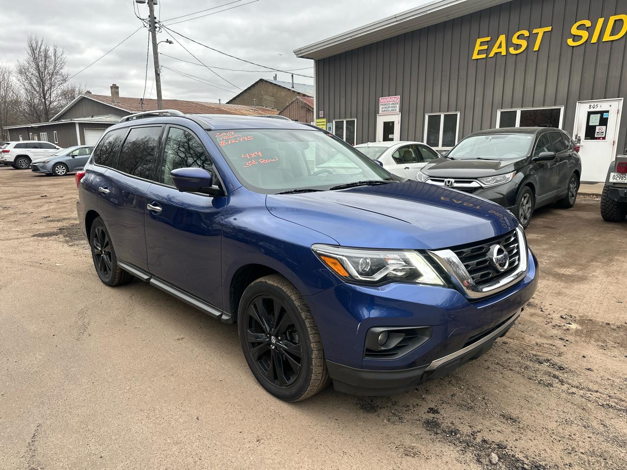 Nissan Pathfinder 4x4 SL 2019