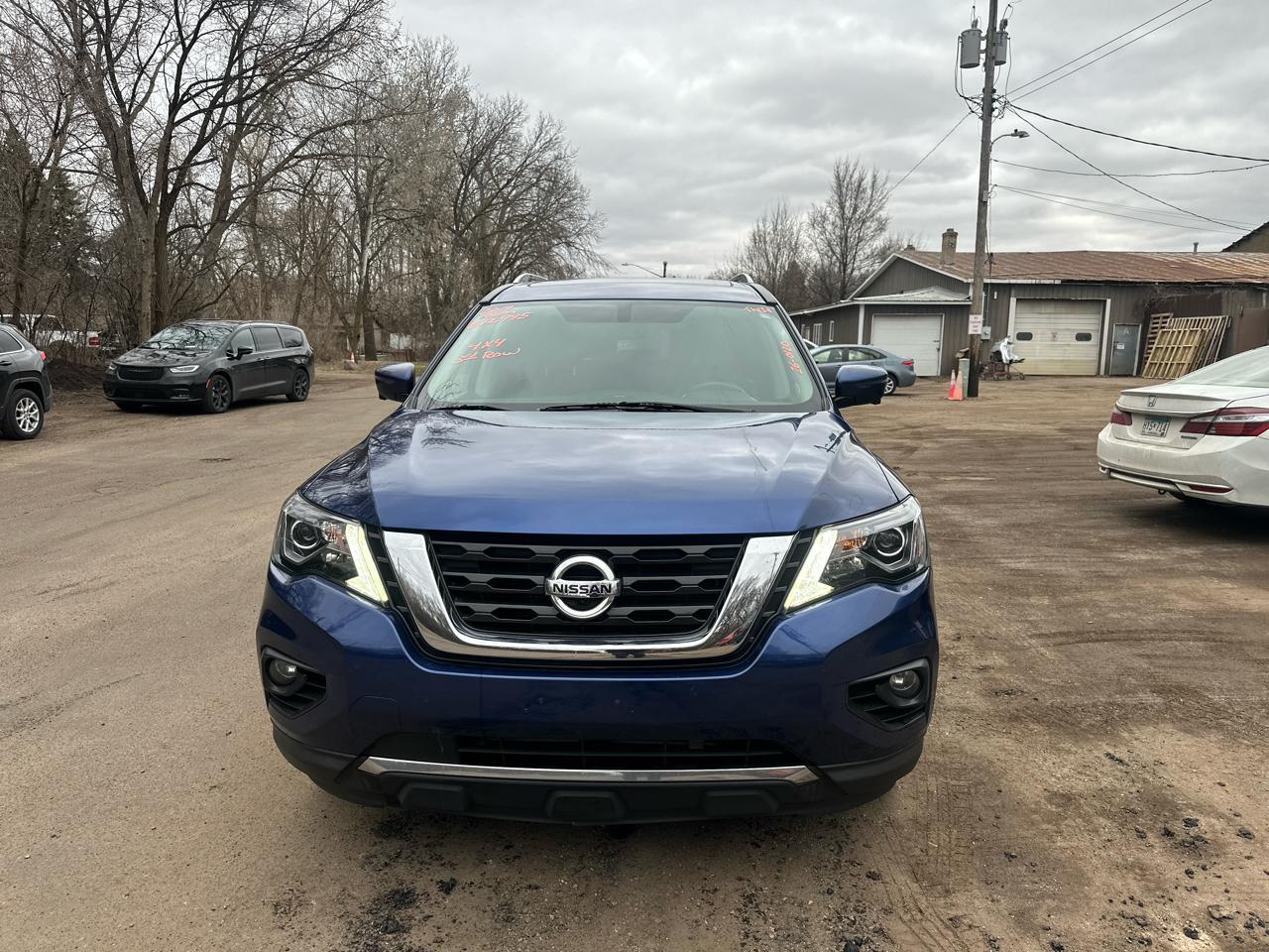 Nissan Pathfinder 4x4 SL 2019