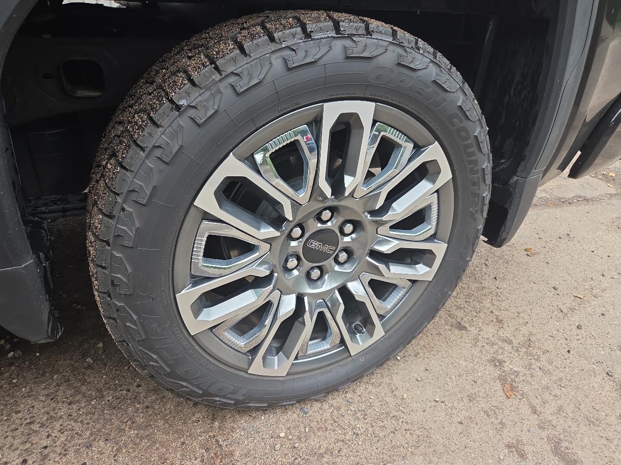 GMC Sierra 1500 4WD Crew Cab 147" Denali Ultimate 2026