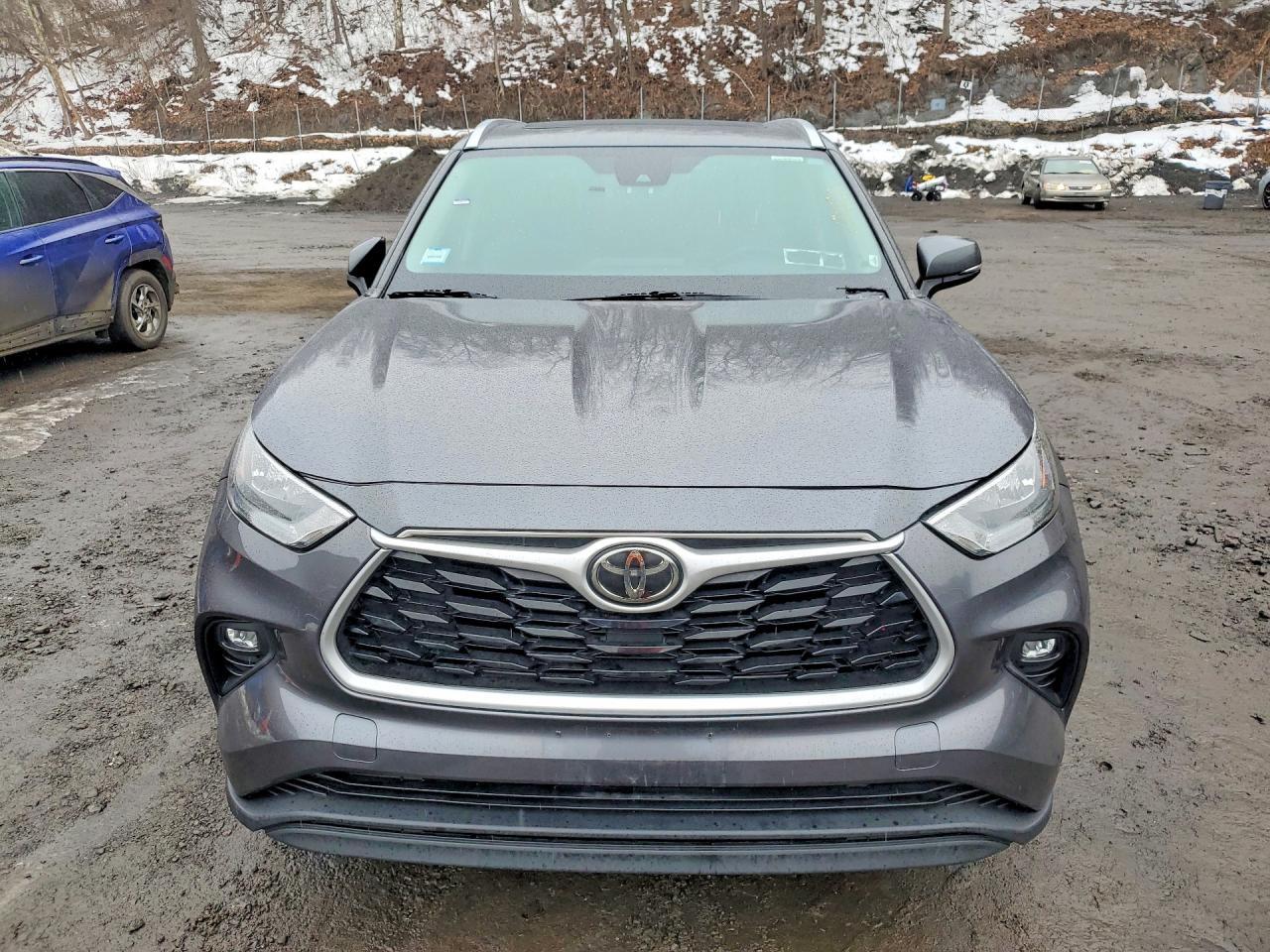 Toyota Highlander XLE AWD (Natl) 2020