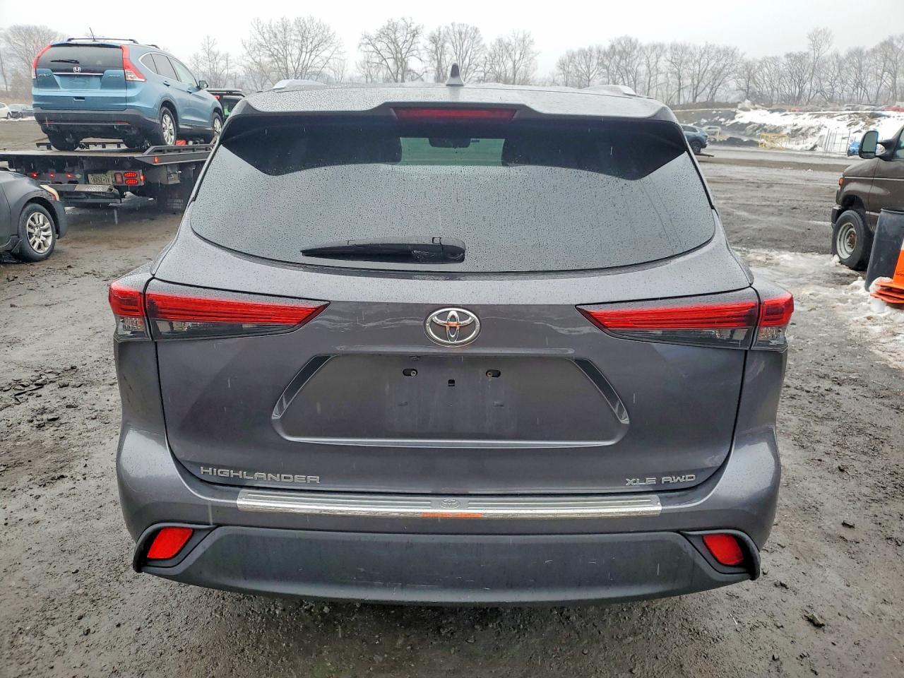 Toyota Highlander XLE AWD (Natl) 2020