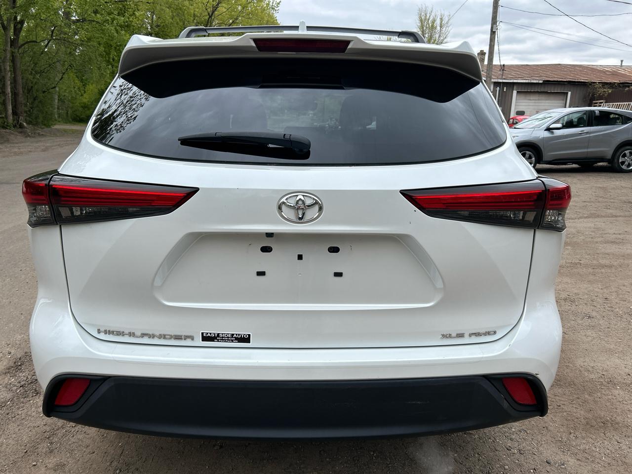 Toyota Highlander L AWD (Natl) 2023