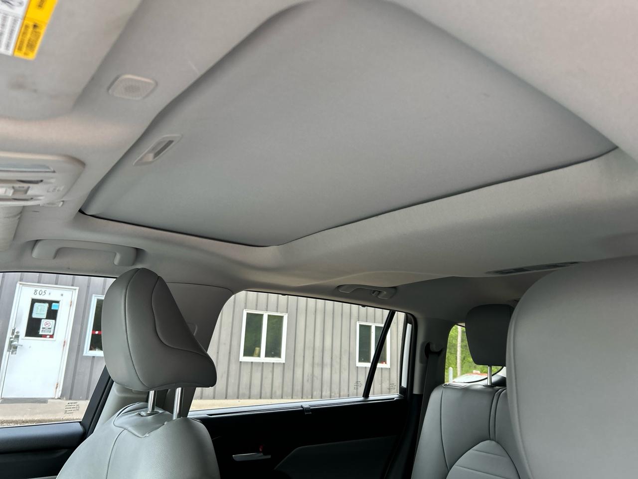 Toyota Highlander L AWD (Natl) 2023