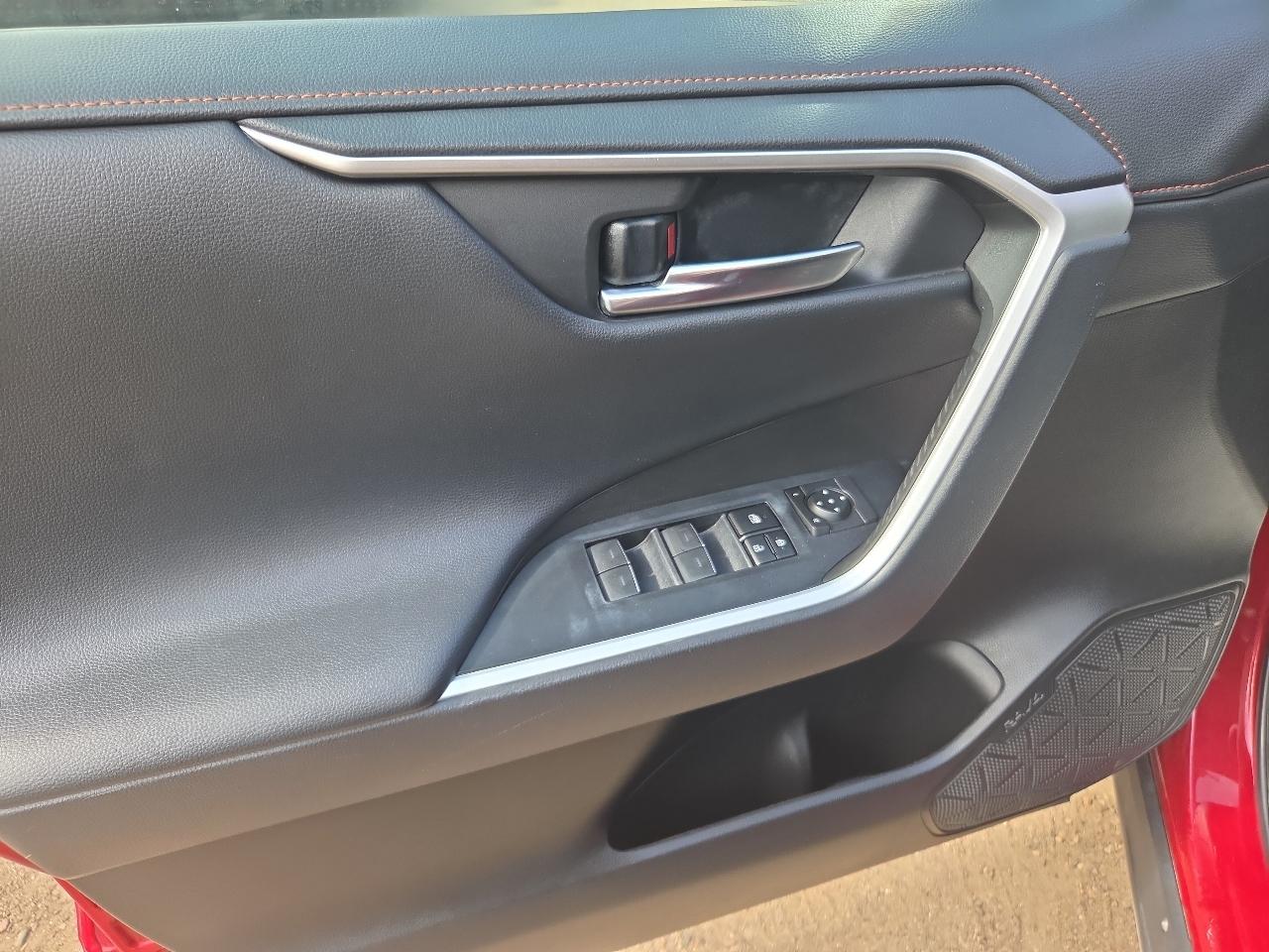 Toyota RAV4 Adventure AWD (Natl) 2023