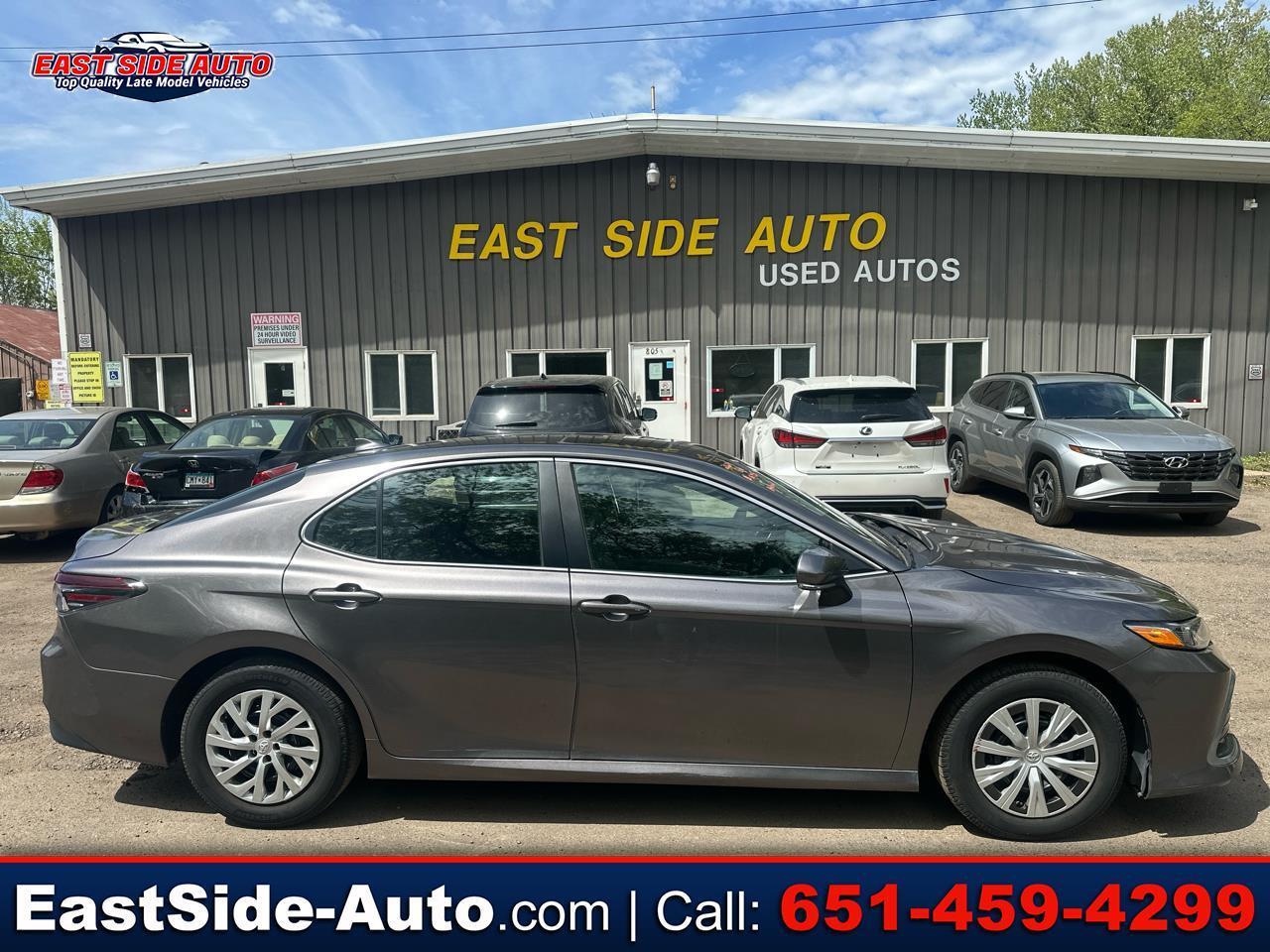 Toyota Camry Hybrid LE CVT (Natl) 2024