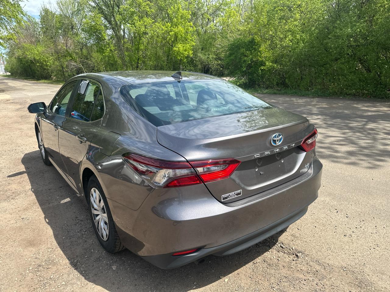 Toyota Camry Hybrid LE CVT (Natl) 2024