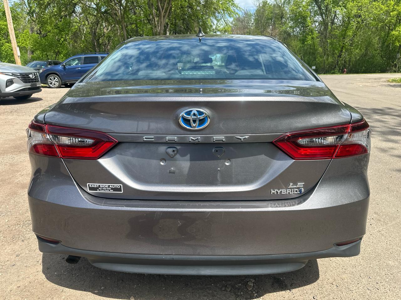 Toyota Camry Hybrid LE CVT (Natl) 2024