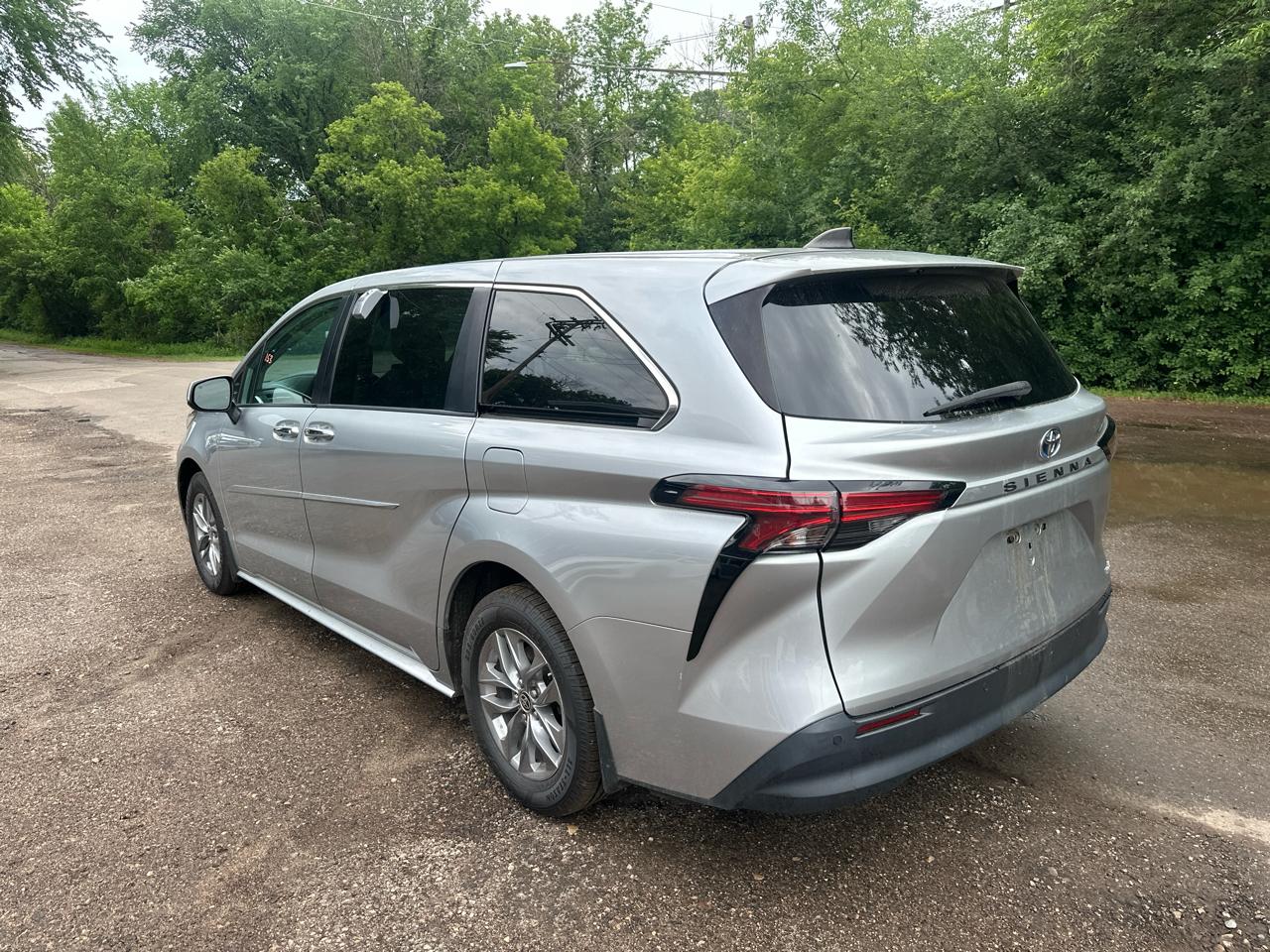 Toyota Sienna  2021