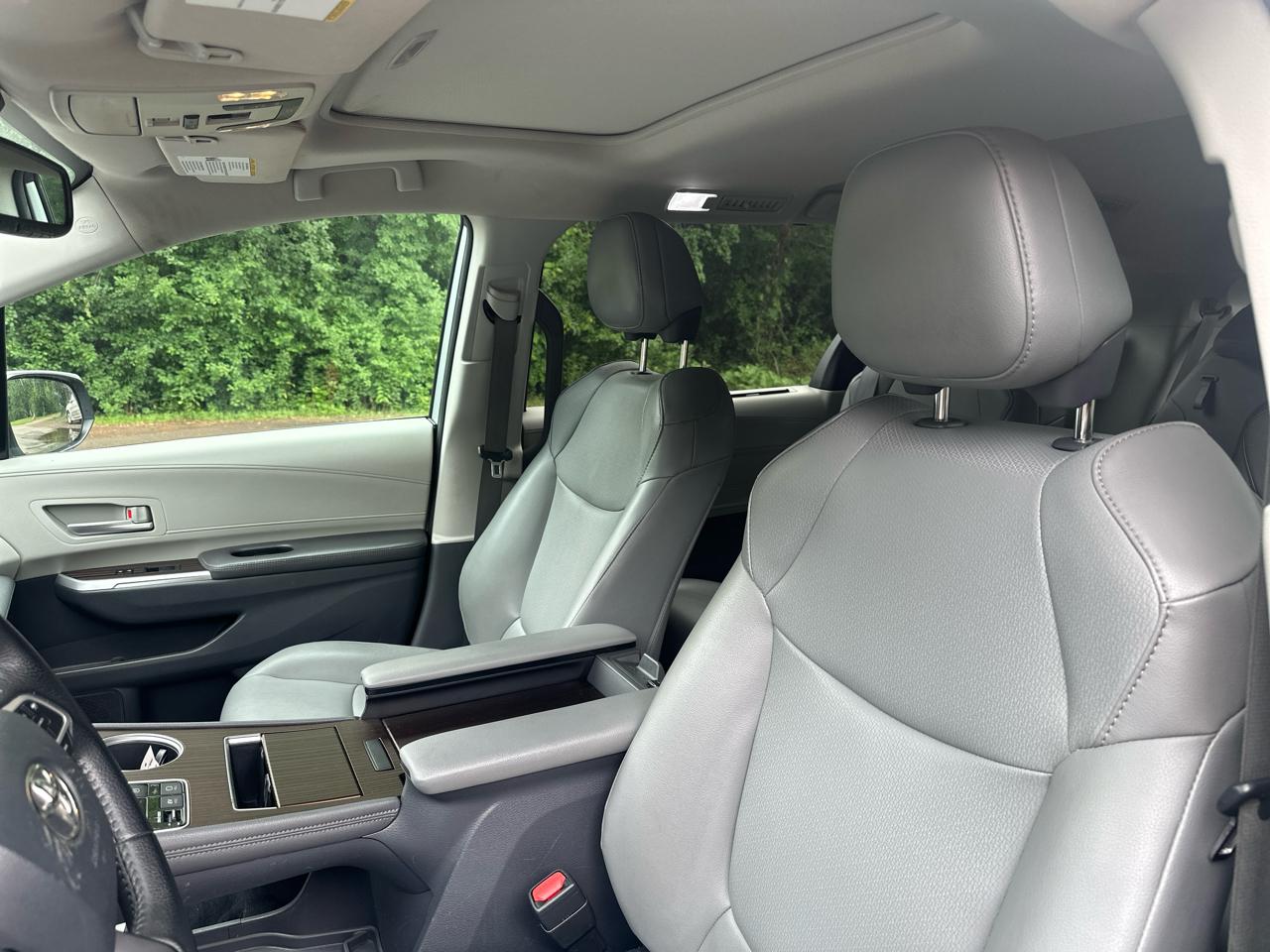 Toyota Sienna  2021