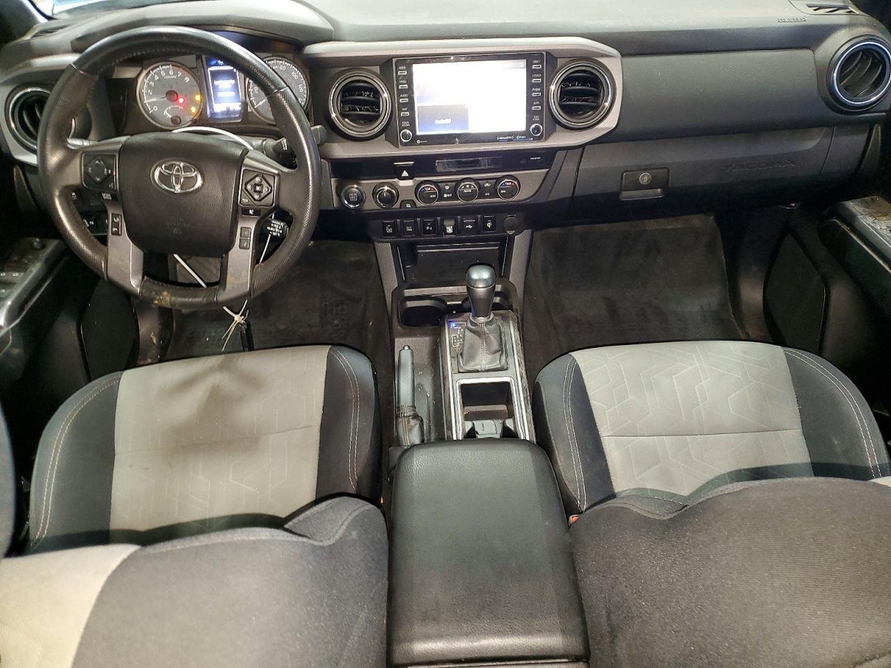 Toyota Tacoma 4WD SR Double Cab 5' Bed V6 AT (Natl) 2022
