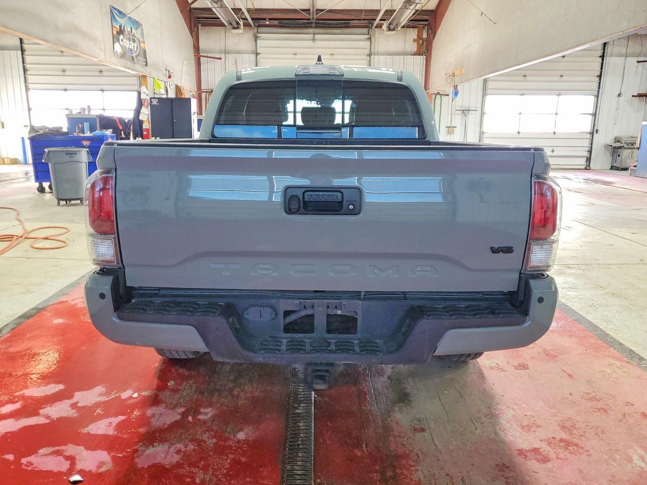 Toyota Tacoma 4WD SR Double Cab 5' Bed V6 AT (Natl) 2022