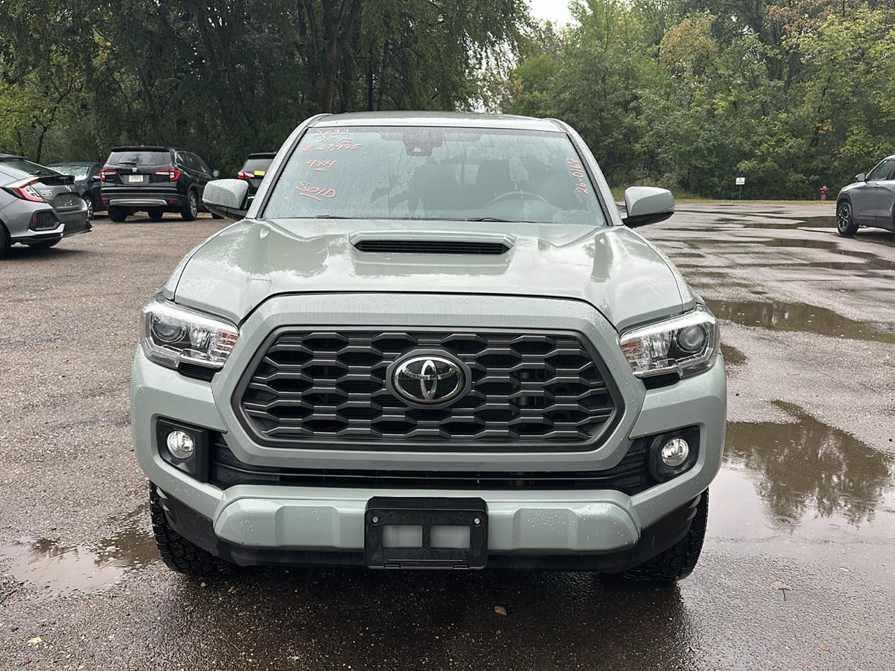 Toyota Tacoma 4WD SR Double Cab 5' Bed V6 AT (Natl) 2022