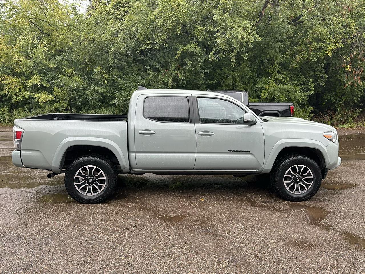 Toyota Tacoma 4WD SR Double Cab 5' Bed V6 AT (Natl) 2022