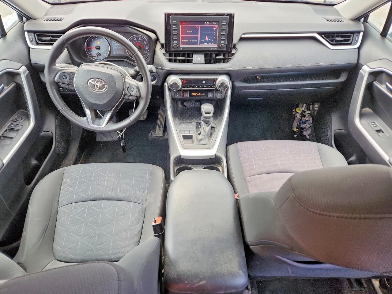 Toyota RAV4 XLE AWD (Natl) 2020