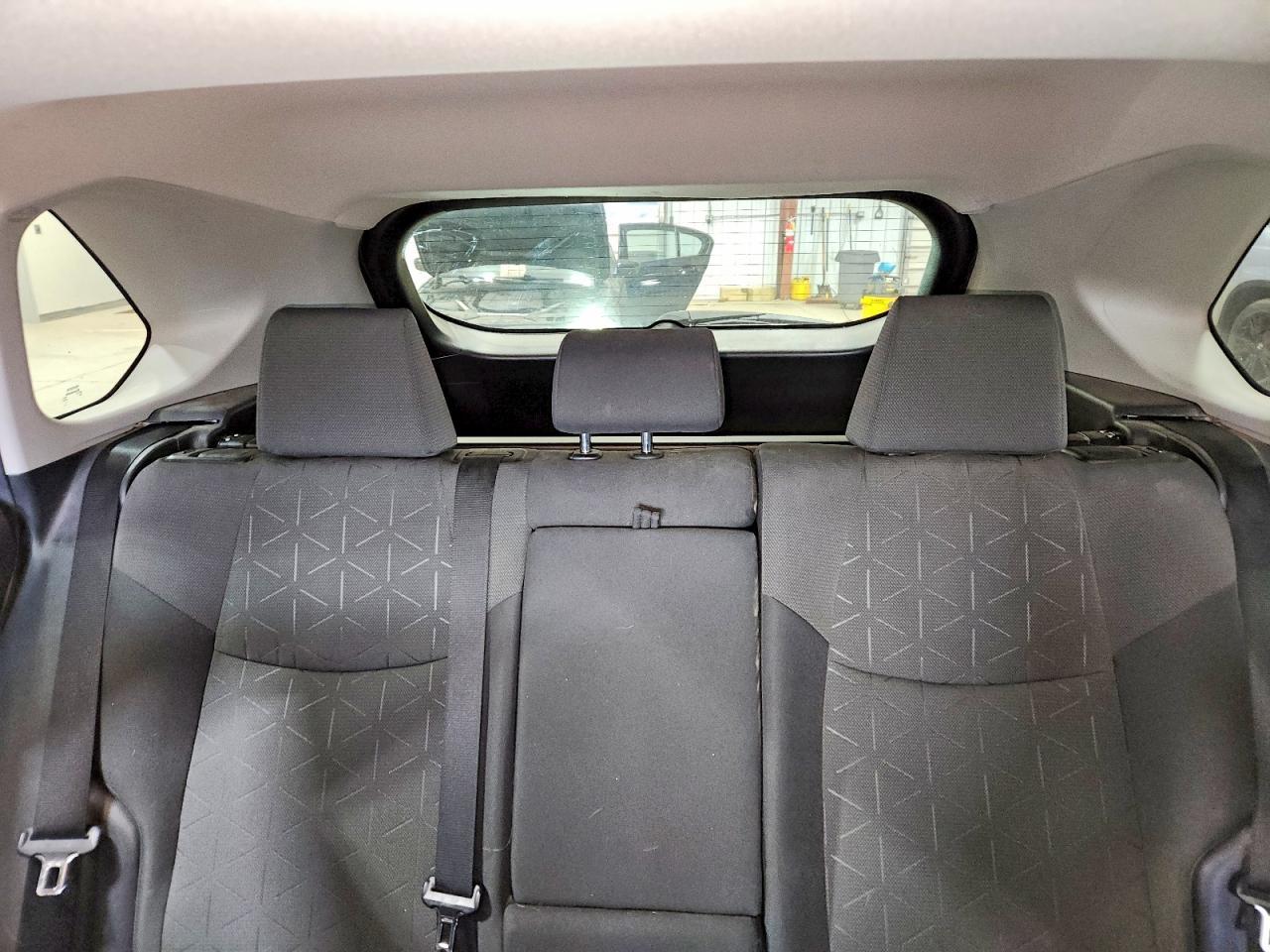 Toyota RAV4 XLE AWD (Natl) 2020
