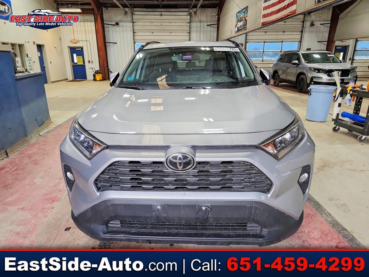 2020 Toyota RAV4 XLE AWD (Natl)