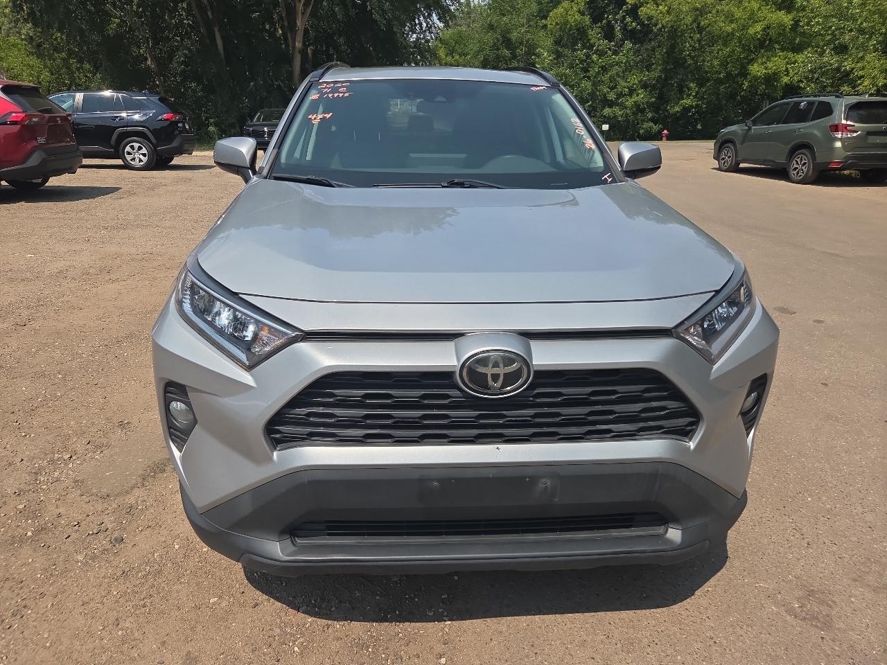 Toyota RAV4 XLE AWD (Natl) 2020