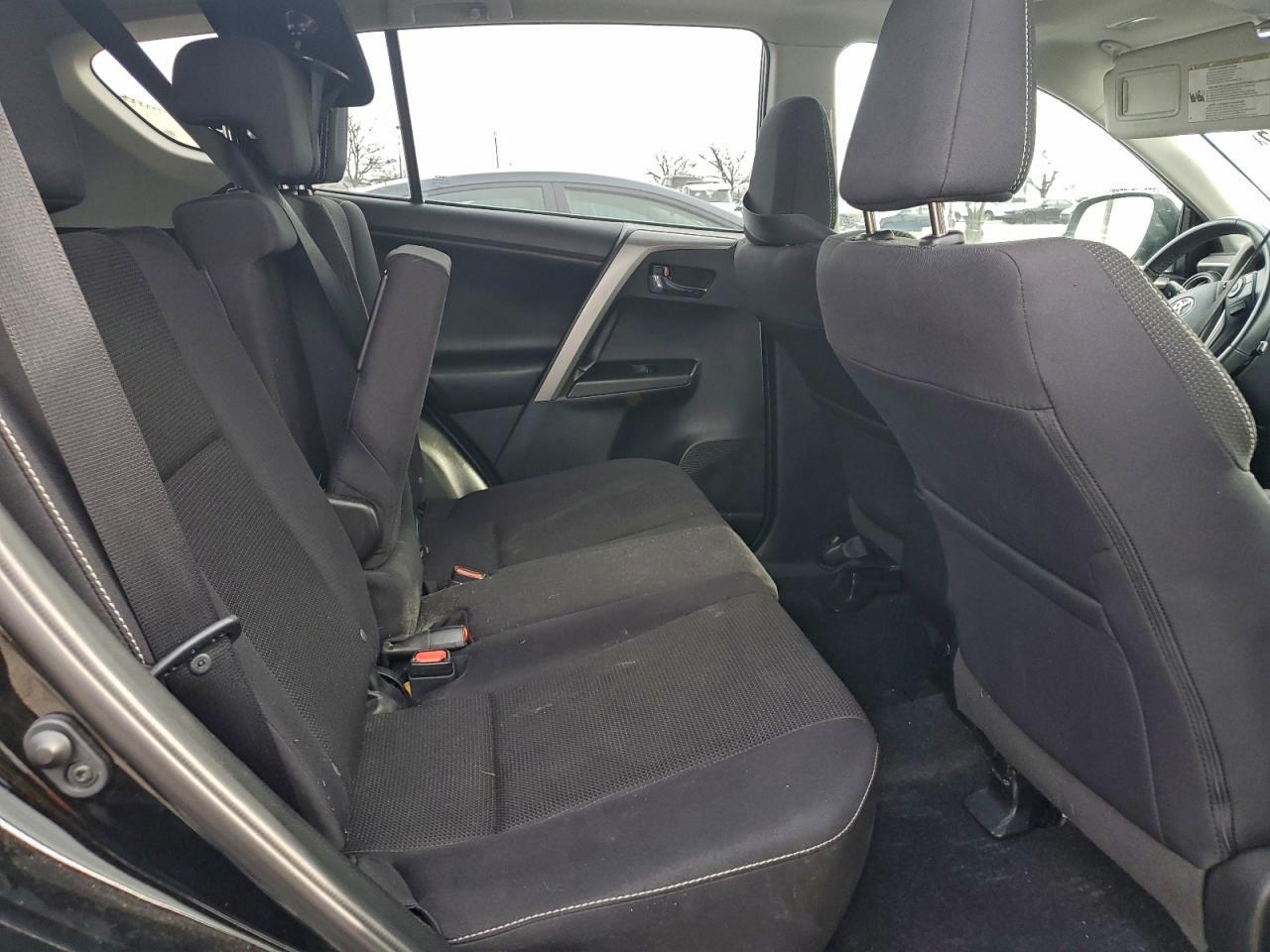 Toyota RAV4 XLE AWD (Natl) 2018