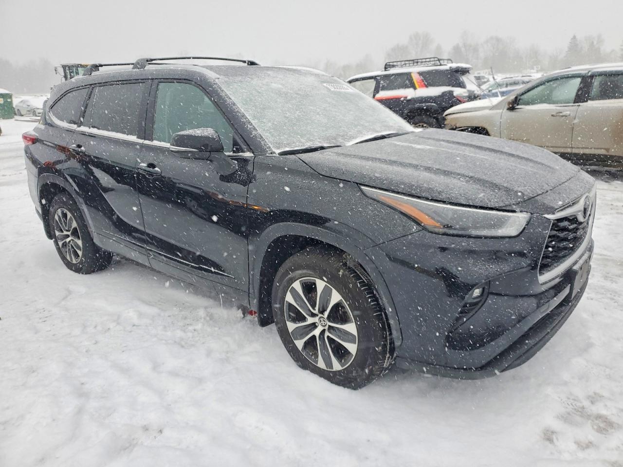 Toyota Highlander L AWD (Natl) 2023