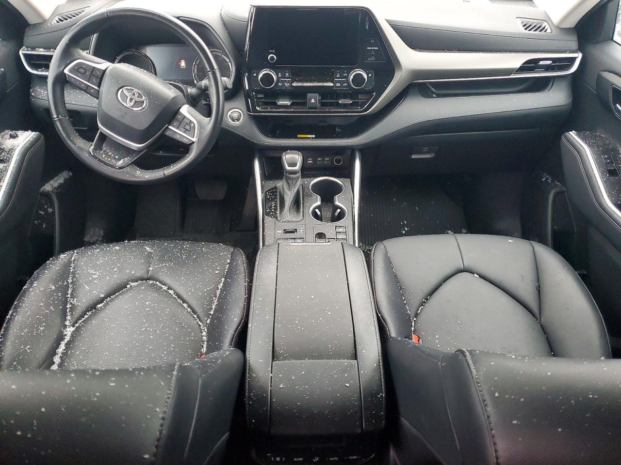 Toyota Highlander L AWD (Natl) 2023