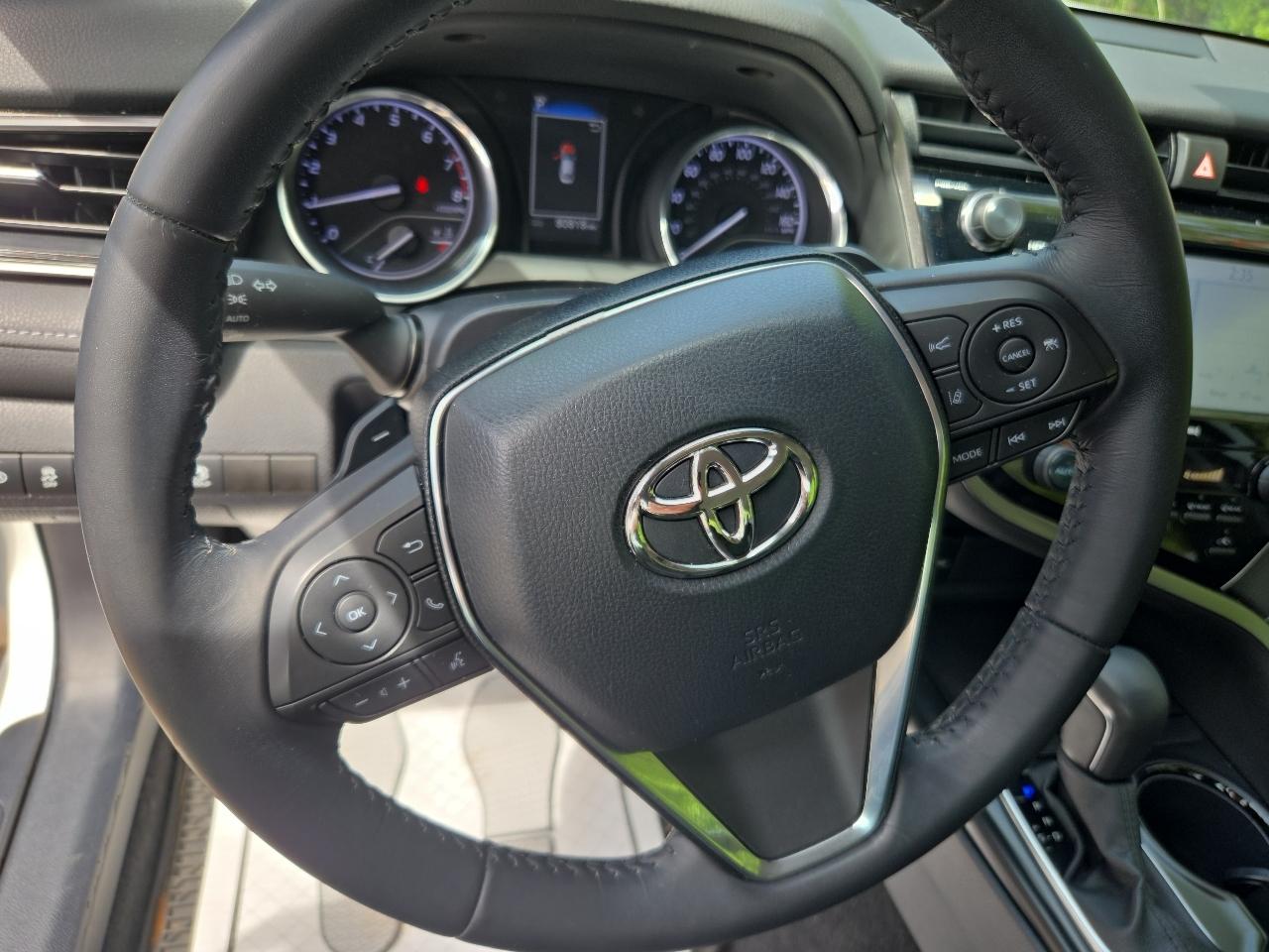 Toyota Camry SE Auto (Natl) 2020