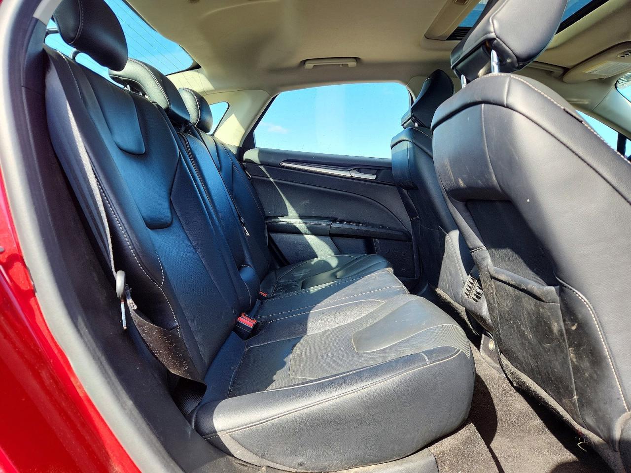 Ford Fusion Hybrid Titanium FWD 2020